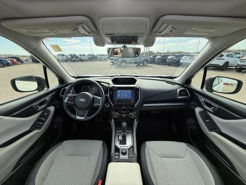 Used 2020 Subaru Forester Premium image 24