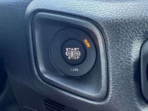 Used 2024 Jeep Wrangler Unlimited Sport AWD/4WD image 25