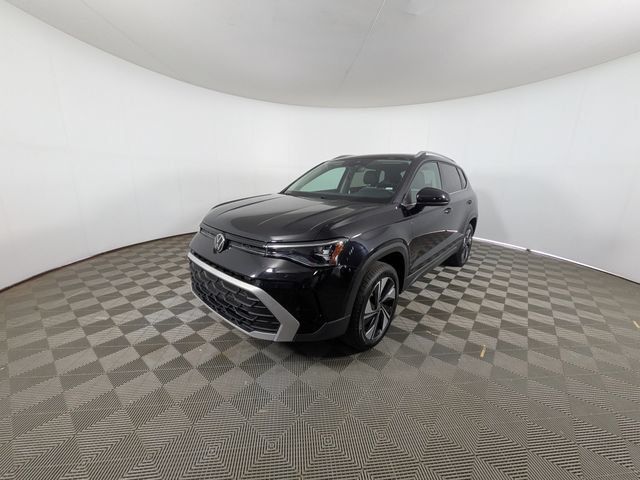 Used 2025 Volkswagen Taos SE AWD/4WD image 26