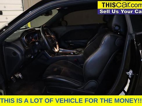 Used 2016 Dodge Challenger SRT Hellcat image 10