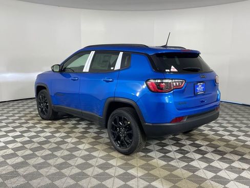 New 2026 Jeep Compass Latitude image 5