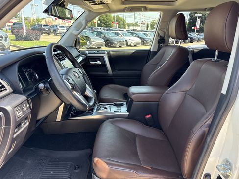 Used 2023 Toyota 4Runner Limited image 11