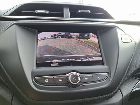 Used 2023 Chevrolet TrailBlazer LT image 17