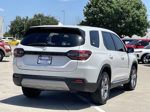 Certified 2024 Honda Pilot EX-L image 4