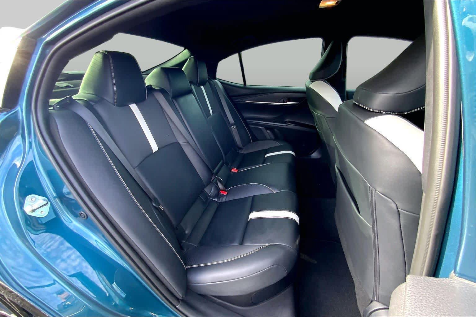Used 2026 Toyota Camry SE w/ Convenience Package FWD image 20
