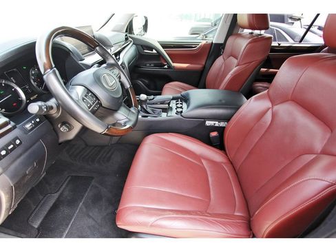 Used 2020 Lexus LX 570 4WD w/ Luxury Package image 5
