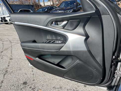 Used 2026 Genesis G70 2.5T image 14