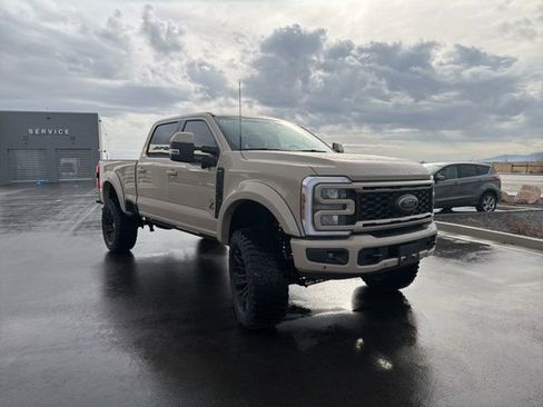 New 2026 Ford F250 Lariat w/ Black Appearance Package AWD/4WD image 35