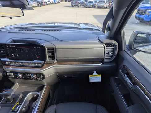 New 2026 GMC Sierra 1500 Elevation w/ Elevation Premium Package image 4