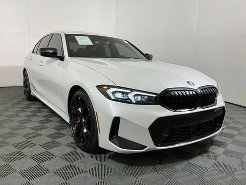 Certified 2025 BMW 330i Sedan w/ M Sport Package RWD image 4