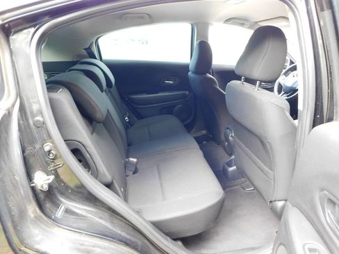Used 2016 Honda HR-V LX image 5