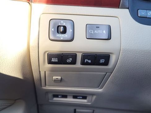 Used 2011 Lexus LS 460 L image 27