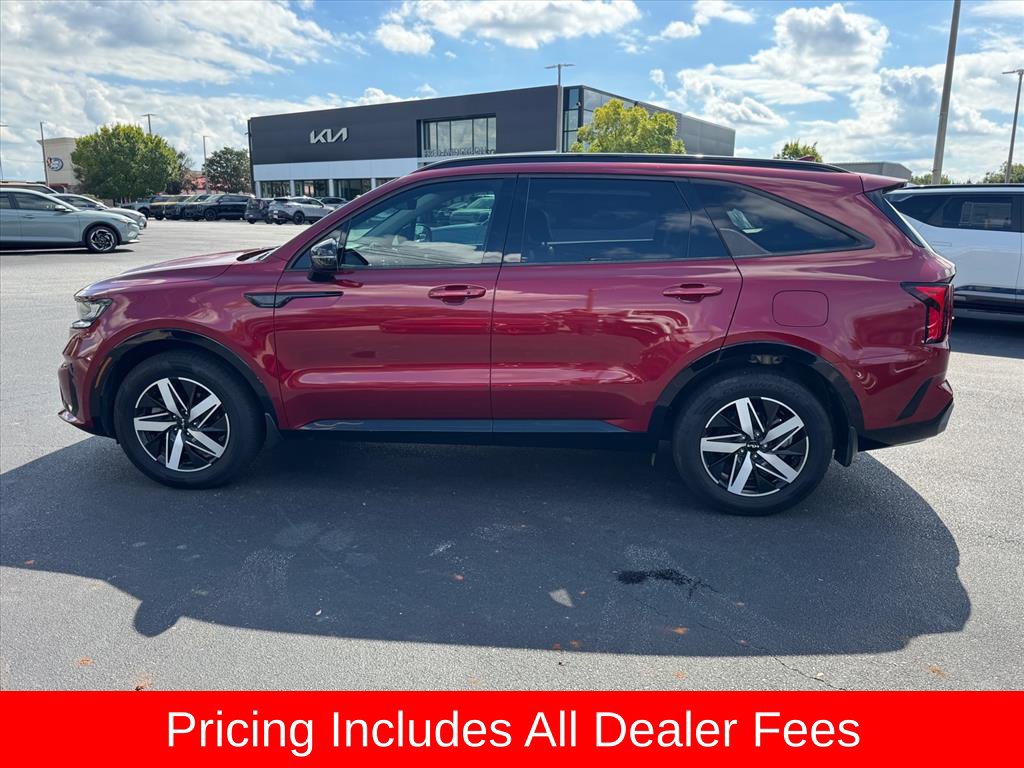 Used 2023 Kia Sorento S FWD image 6