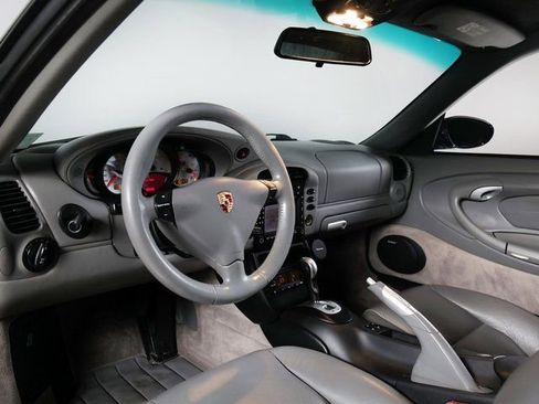 Used 2004 Porsche 911 Carrera 4S AWD/4WD image 4