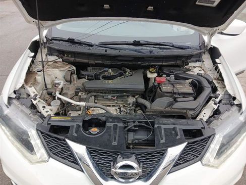 Used 2016 Nissan Rogue S image 18