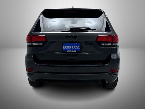 Used 2021 Jeep Grand Cherokee Laredo X image 6