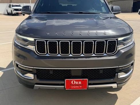Used 2022 Jeep Wagoneer Series III AWD/4WD image 8