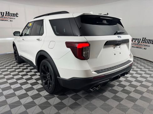 Used 2023 Ford Explorer ST w/ Equipment Group 401A AWD/4WD image 9