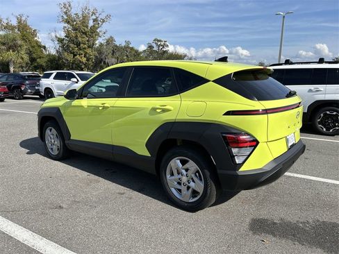 New 2026 Hyundai Kona SE image 11