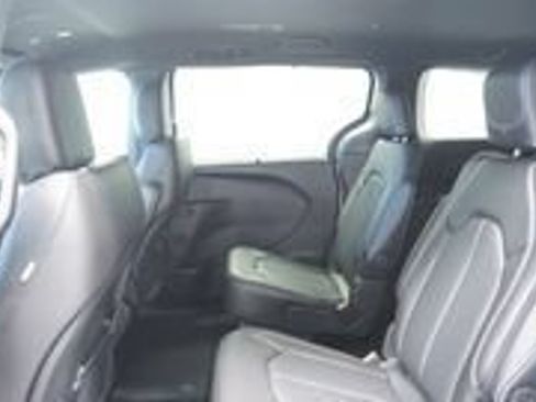 New 2026 Chrysler Voyager LX FWD image 19