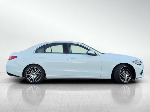Used 2024 Mercedes-Benz C 300 4MATIC Sedan image 3