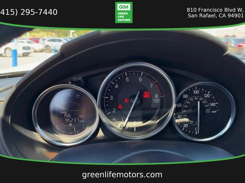 Used 2017 MAZDA MX-5 Miata Club RWD image 12