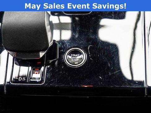 Used 2025 Land Rover Range Rover Sport SE AWD/4WD image 24