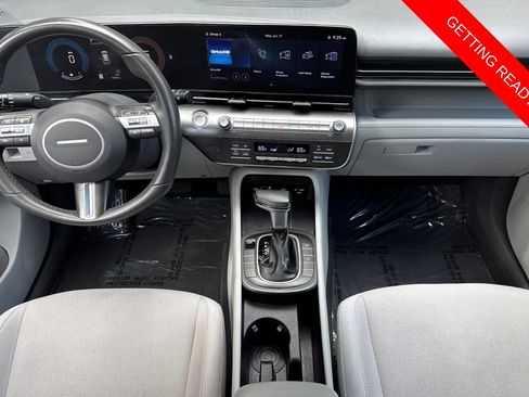 Used 2024 Hyundai Kona SEL FWD image 13