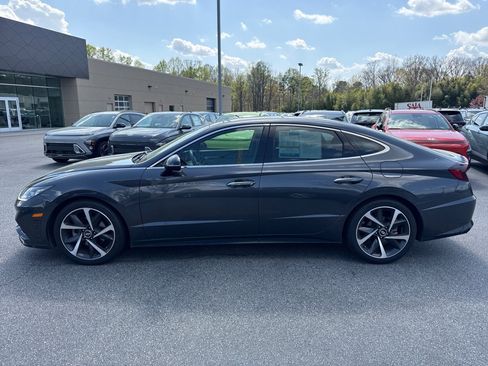 Used 2021 Hyundai Sonata SEL Plus w/ Tech Package image 4