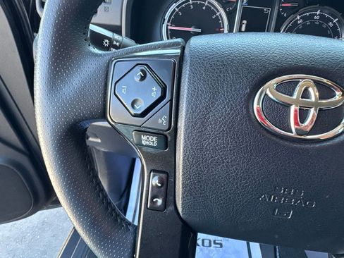 Used 2024 Toyota 4Runner TRD Off-Road AWD/4WD image 18