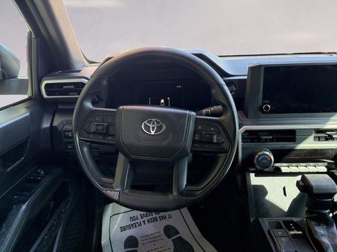 Used 2025 Toyota Tacoma SR image 12