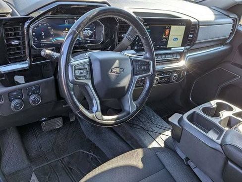 Used 2022 Chevrolet Silverado 1500 RST AWD/4WD image 11