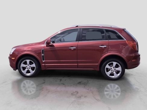 Used 2013 Chevrolet Captiva Sport LTZ FWD image 5