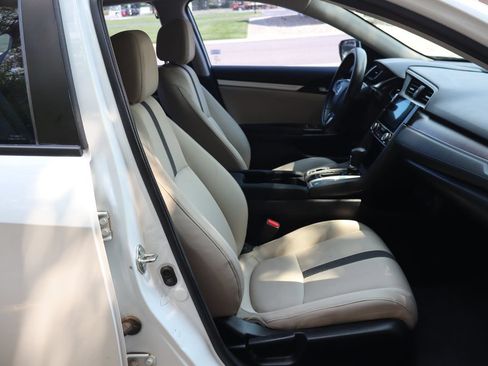 Used 2016 Honda Civic EX-T image 22