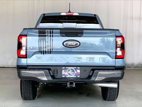 Used 2025 Ford Ranger Lariat w/ FX4 Off-Road Package AWD/4WD image 3