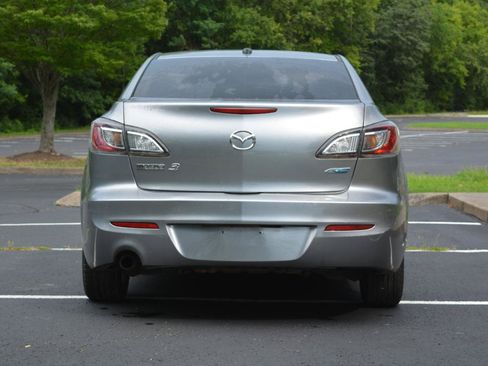 Used 2012 MAZDA MAZDA3 i Grand Touring w/ Tech Pkg FWD image 6