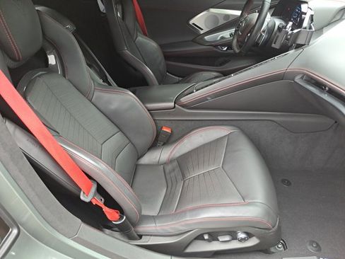 Used 2022 Chevrolet Corvette Stingray Premium Conv w/ Z51 Performance Package image 12