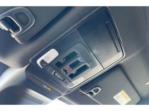 Certified 2025 Acura ADX A-Spec image 23