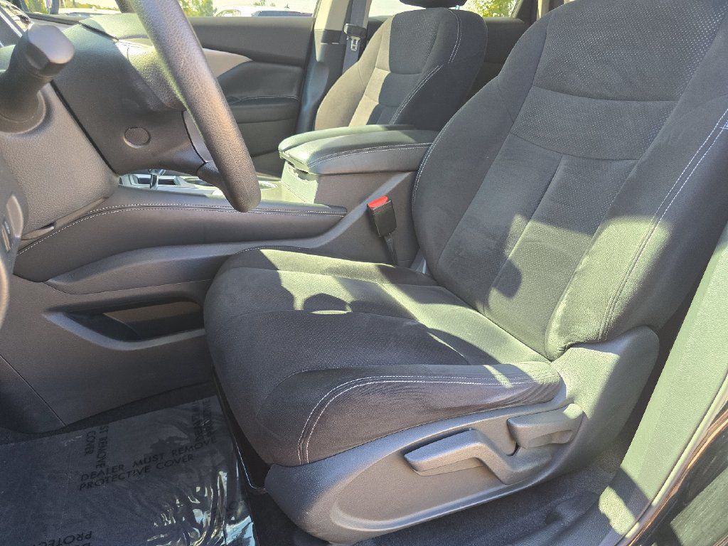 Used 2022 Nissan Murano S AWD/4WD image 28