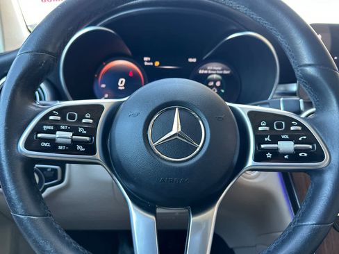 Used 2022 Mercedes-Benz GLC 300 4MATIC image 22