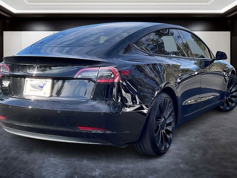 Used 2021 Tesla Model 3 Performance image 2