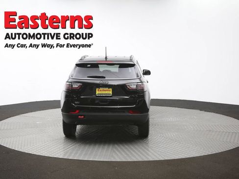 Used 2022 Jeep Compass Trailhawk w/ Trailhawk Elite Group AWD/4WD image 41