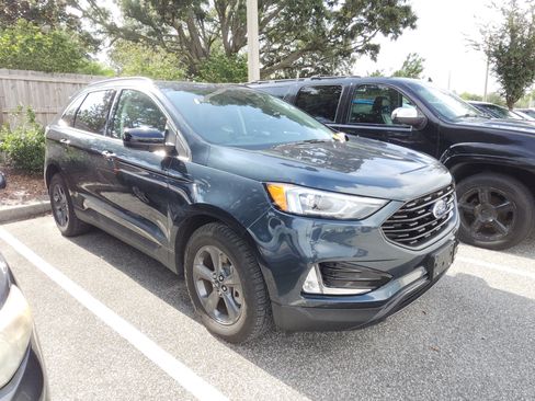 Used 2022 Ford Edge SEL w/ Sport Appearance Package AWD/4WD image 5