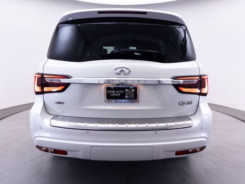 Used 2023 INFINITI QX80 Sensory w/ Cargo Package AWD/4WD image 18
