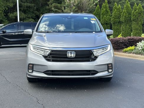 Used 2023 Honda Odyssey EX-L image 3