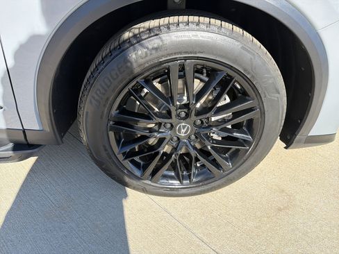 Used 2025 Acura MDX A-Spec image 13