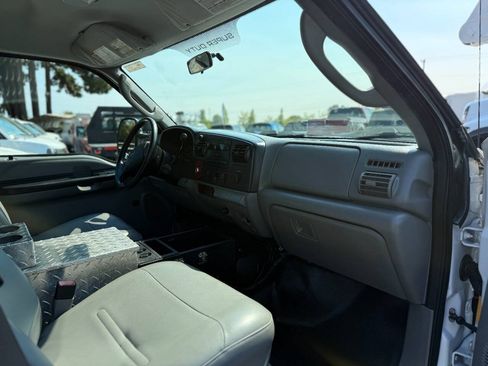 Used 2006 Ford F350 Lariat AWD/4WD image 20