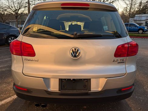 Used 2013 Volkswagen Tiguan S image 5