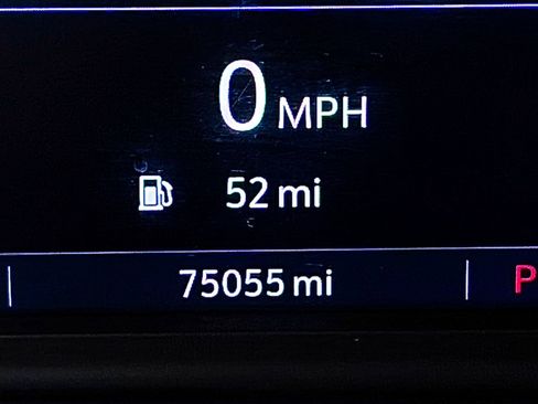 Used 2021 Chevrolet Tahoe LT image 34