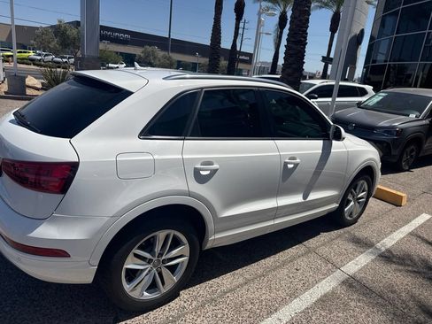 Used 2017 Audi Q3 2.0T Premium FWD image 9